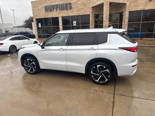 2022 Mitsubishi Outlander SEL