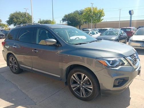 2019 Nissan Pathfinder Platinum
