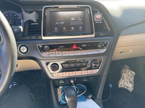 2018 Hyundai SONATA SEL