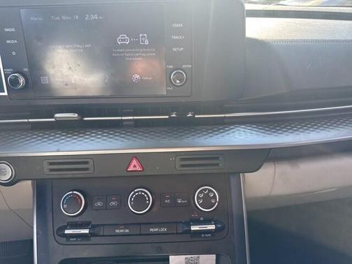 2022 Kia Carnival LXS