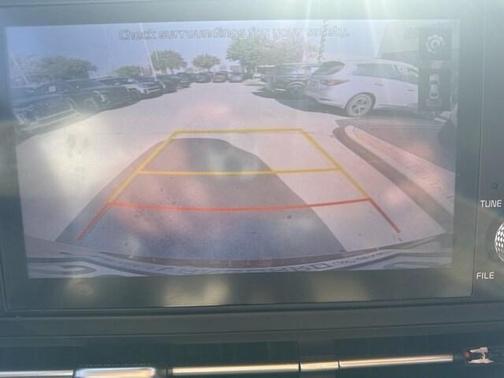 2022 Kia Carnival LXS