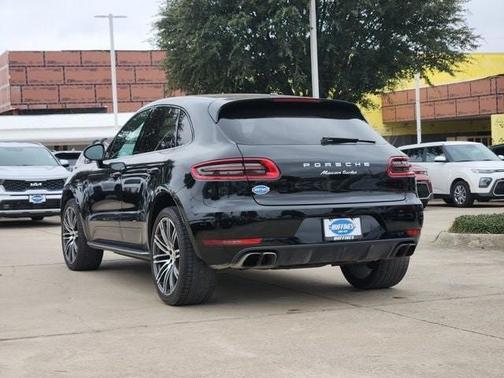 2018 Porsche Macan Turbo