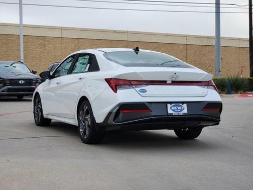 2025 Hyundai ELANTRA HEV Limited