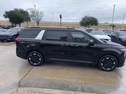 Aurora Black Pearl 2026 Kia Carnival EX