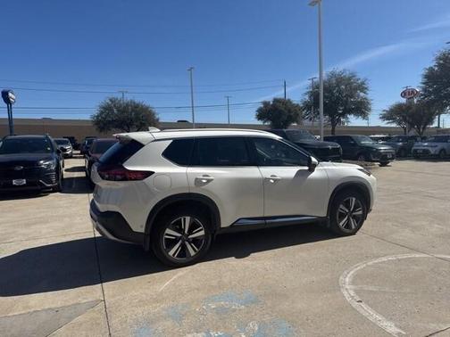 2023 Nissan Rogue Platinum