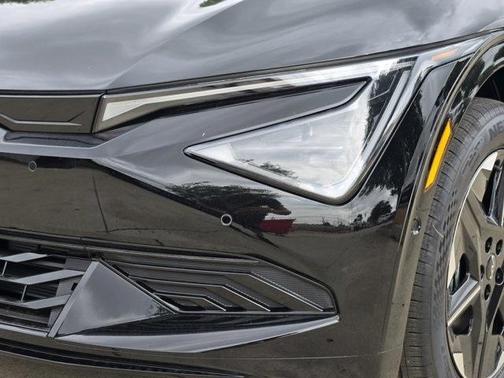 2025 Kia EV6 Wind