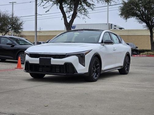 2025 Kia K4 GT-Line Turbo