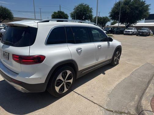 Polar White 2024 Mercedes-Benz GLB 250 Base