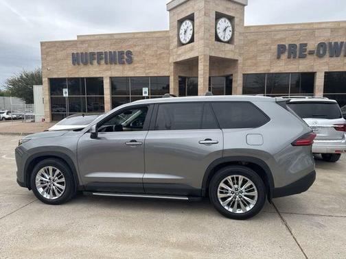 Metal 2025 Toyota Grand Highlander