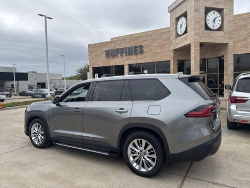 Metal 2025 Toyota Grand Highlander