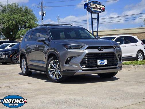 Metal 2025 Toyota Grand Highlander