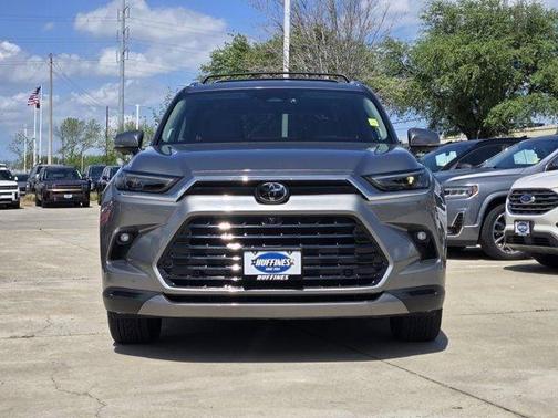 Metal 2025 Toyota Grand Highlander