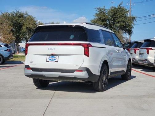 2026 Kia Carnival Hybrid EX