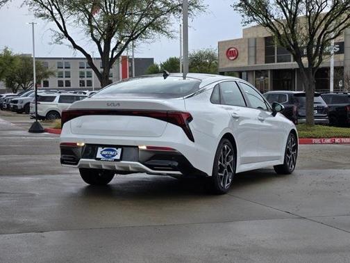 2025 Kia K5 EX