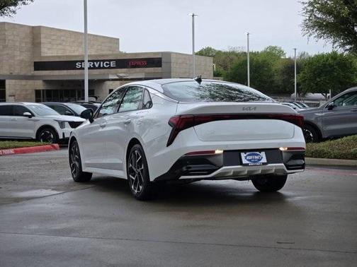 2025 Kia K5 EX