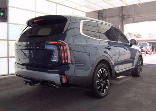 Midnight Black 2023 Kia Telluride SX
