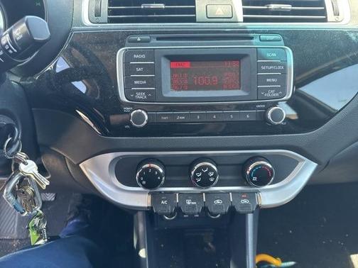 2016 Kia Rio LX