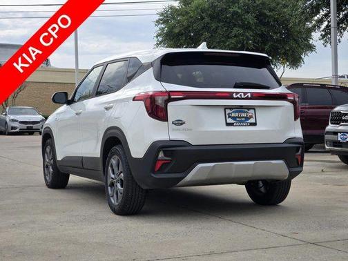 Snow White Pearl 2026 Kia Seltos LX