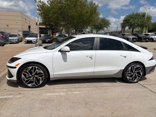 White 2024 Hyundai IONIQ 6 SEL