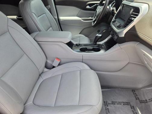 2017 GMC Acadia SLT-2
