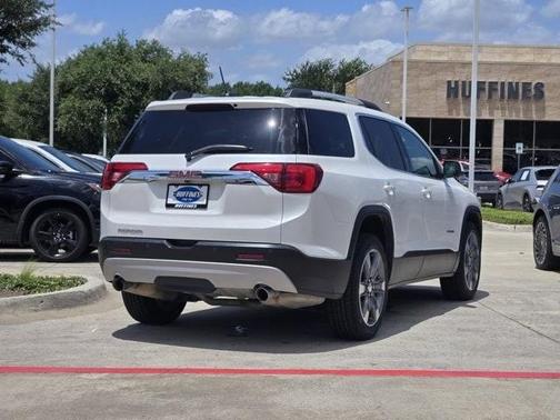 2017 GMC Acadia SLT-2