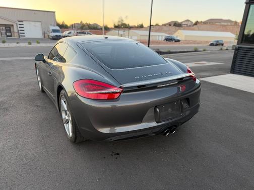 Grey 2014 Porsche Cayman Cayman