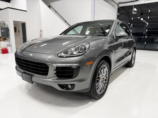 2018 Porsche Cayenne Cayenne S