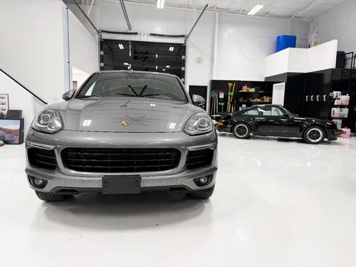 2018 Porsche Cayenne Cayenne S