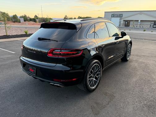 Black 2017 Porsche Macan Macan Turbo