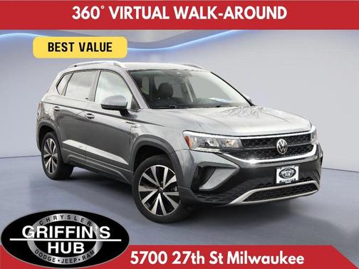 Deep Black Pearl 2022 Volkswagen Taos 1.5T SE