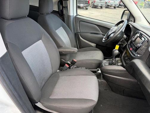 2022 RAM ProMaster City Tradesman