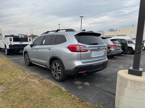 2023 Subaru Ascent Limited 8-Passenger