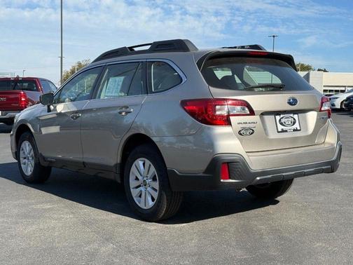 2019 Subaru Outback 2.5i