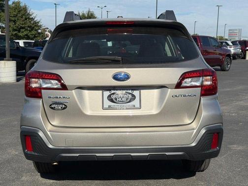 2019 Subaru Outback 2.5i