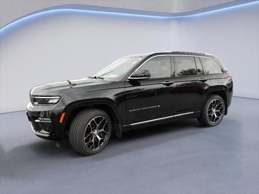 2023 Jeep Grand Cherokee Summit