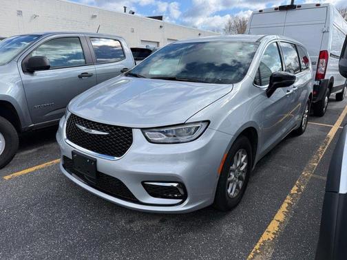 Silver Mist Clearcoat 2026 Chrysler Pacifica L