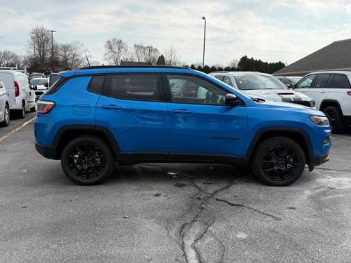 Hydro Blue Pearlcoat 2026 Jeep Compass Latitude