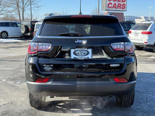 2024 Jeep Compass Latitude Lux