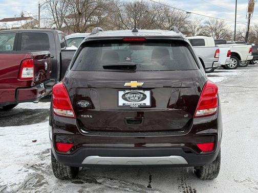 Black Cherry Metallic 2020 Chevrolet Trax LT