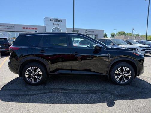 Super Black 2023 Nissan Rogue SV
