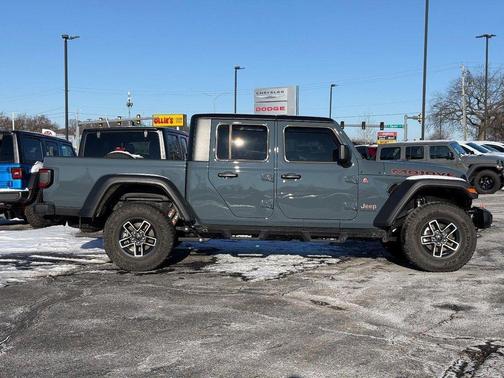 2025 Jeep Gladiator Mojave 4x4