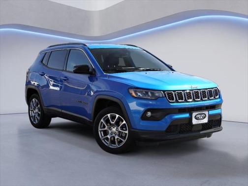 2024 Jeep Compass Latitude Lux