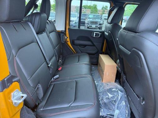 Goldilocks 2026 Jeep Wrangler Rubicon