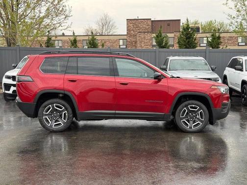 Red Hot Pearlcoat 2026 Jeep Cherokee Limited