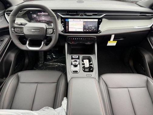 Red Hot Pearlcoat 2026 Jeep Cherokee Limited