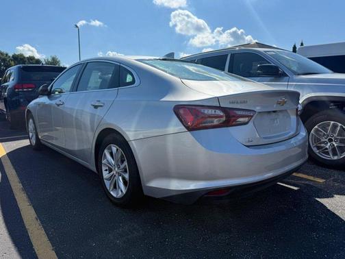 2021 Chevrolet Malibu FWD LT