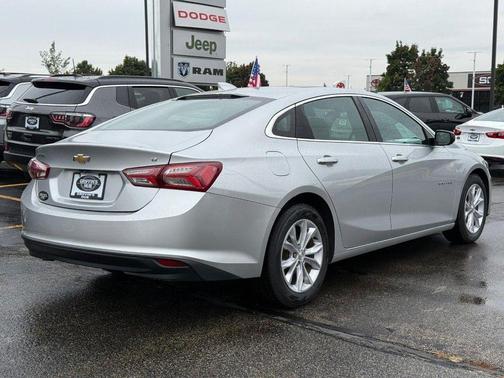 2021 Chevrolet Malibu FWD LT