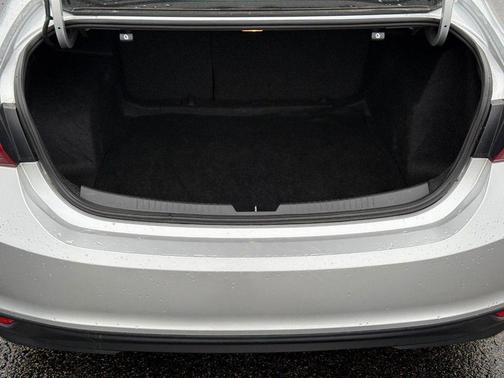 2021 Chevrolet Malibu FWD LT