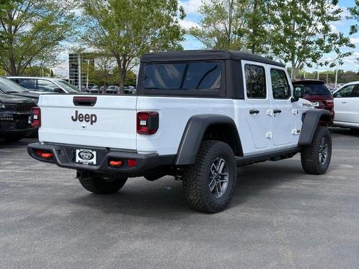 Bright White Clearcoat 2026 Jeep Gladiator Mojave 4x4