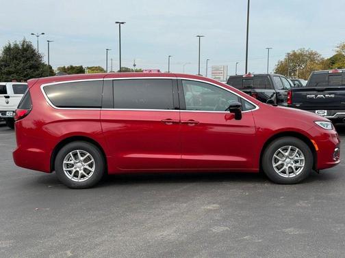 2026 Chrysler Pacifica L